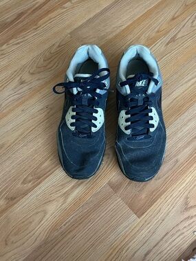 Nike Men's Navy and Cream Running Shoes